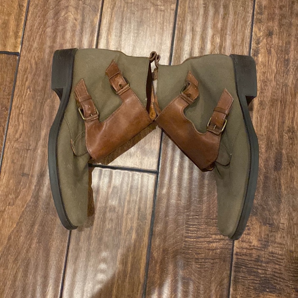 Stylish ankle double strap Jcrew boots size 9